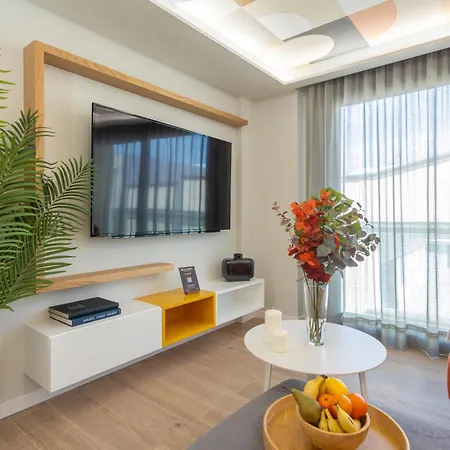 Eleven Boutique Apartments By Airnest-3